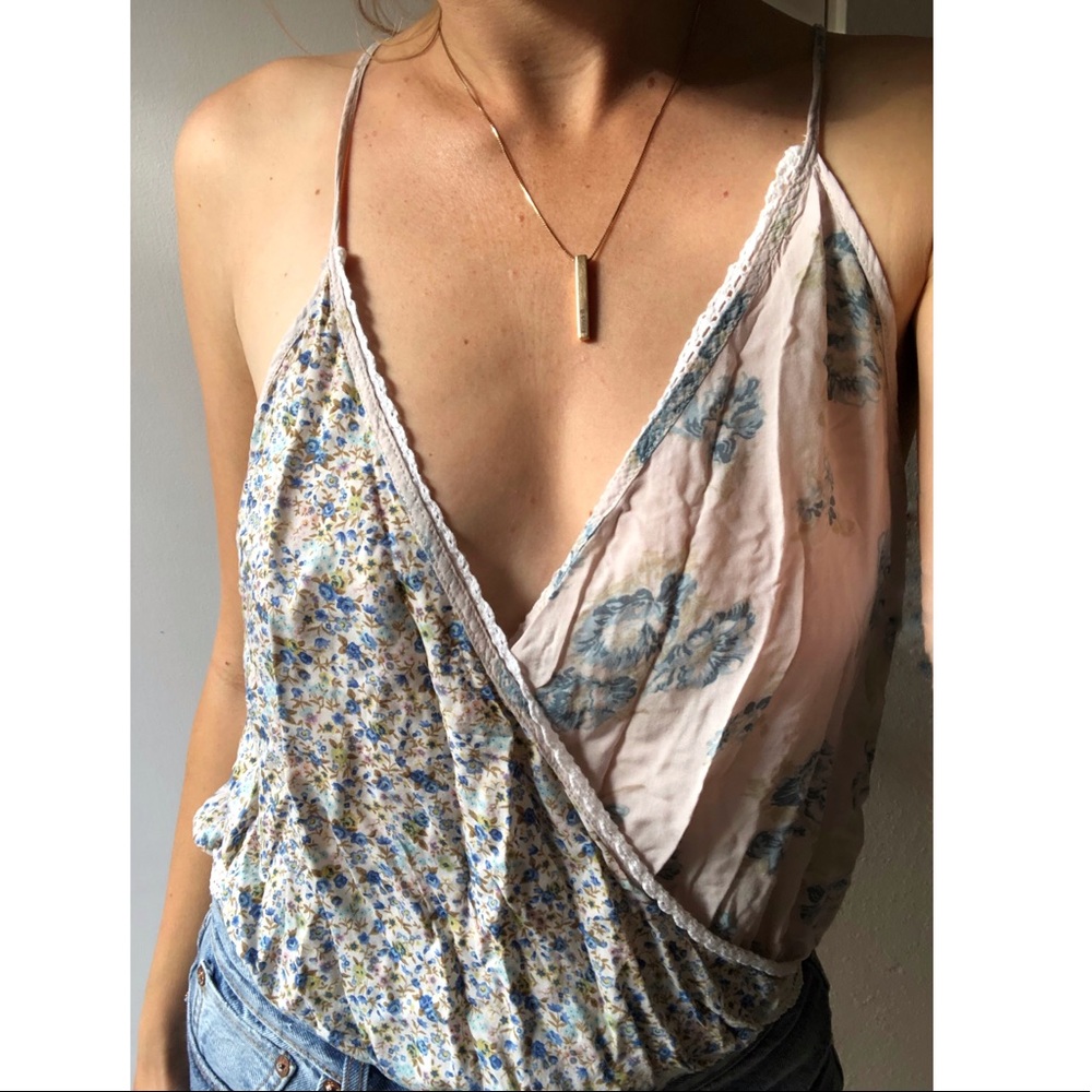 ✨Free people boho crop top